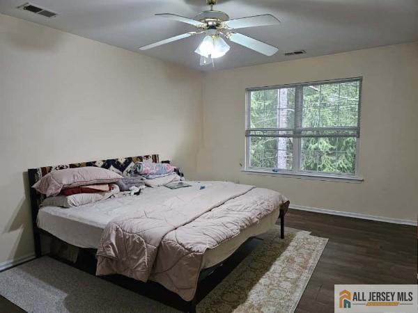 Building Photo - 1402 Cypress Ln