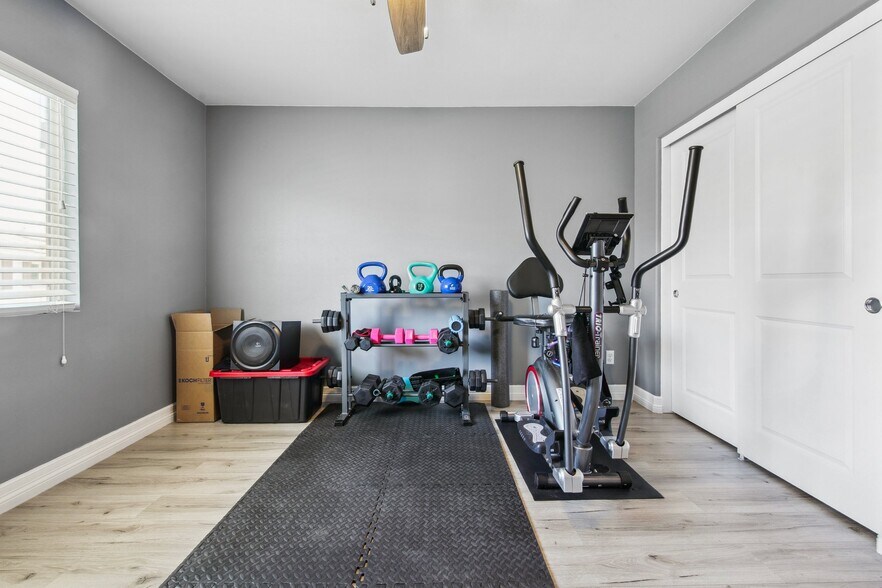 Building Photo - 6958 Stanza Ct