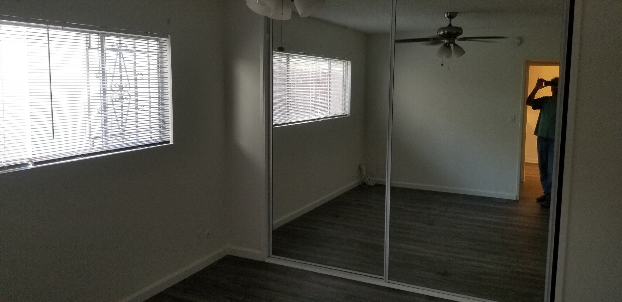 Sliding Mirror Closet Doors of Bedroom - 3622 Dunn Dr