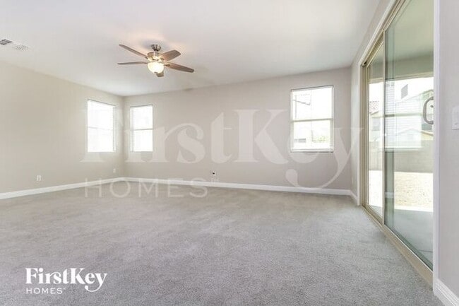 Building Photo - 11460 S Orion Dr