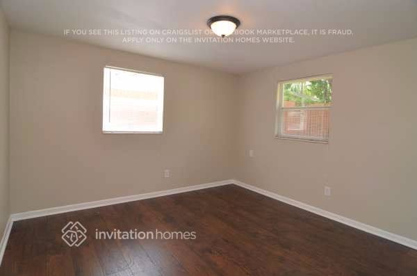 Building Photo - 6424 Murray Hill Dr