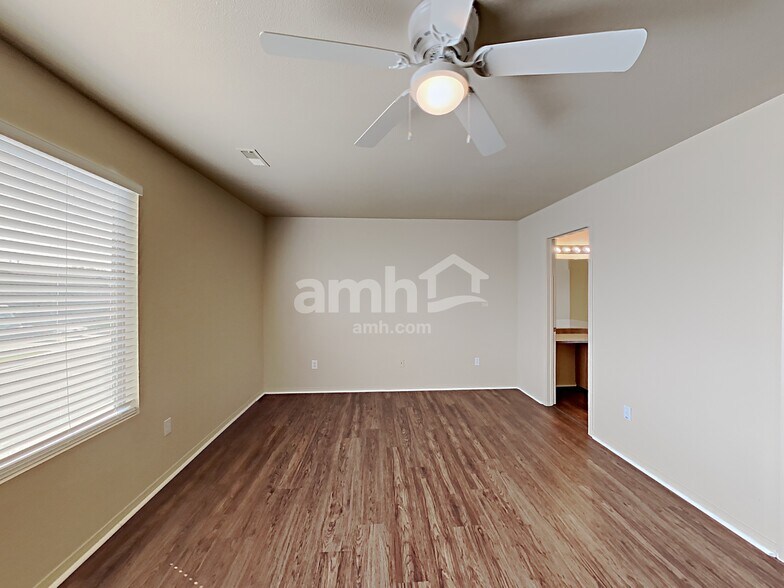 Building Photo - 2776 Willow Way
