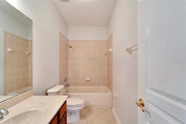Building Photo - 5604 Skimmer Dr