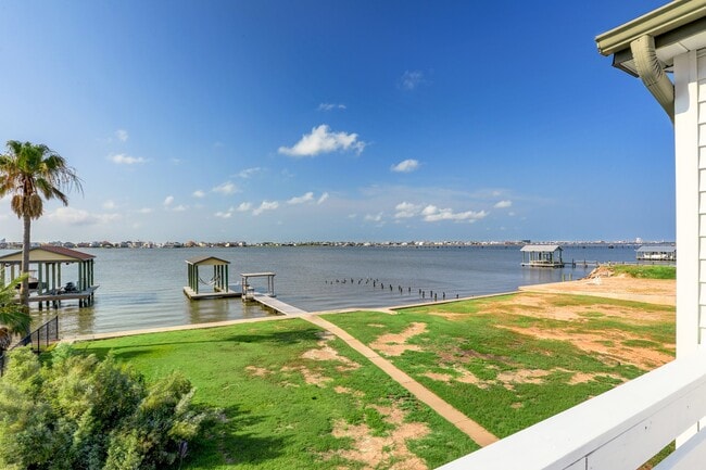 Building Photo - 9814 Airway Ln