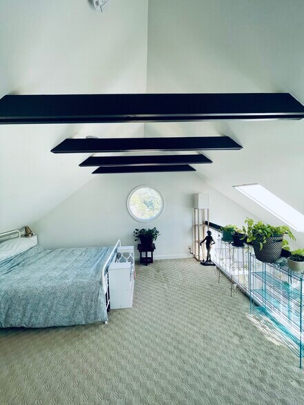 Second floor bedroom - 2200 Washington Ave