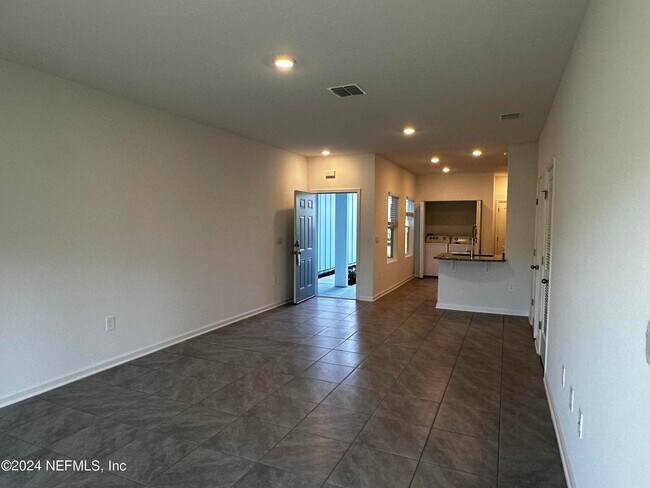 Building Photo - 35 Tidal Bch Ave