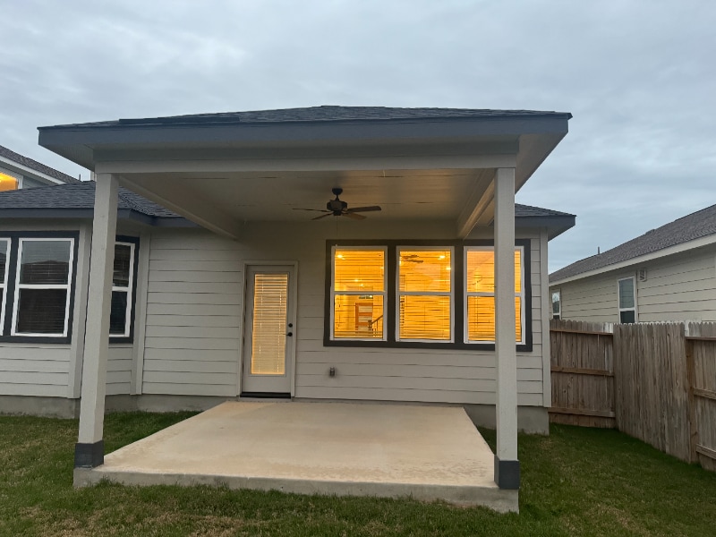 Building Photo - 8242 Sunrise Glen