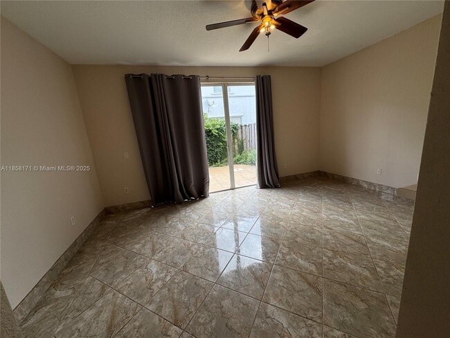 Building Photo - 4249 SW 157th Ave