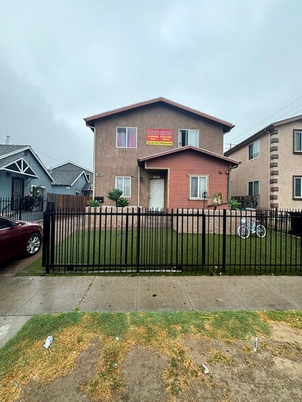 Primary Photo - 755 E 76th St