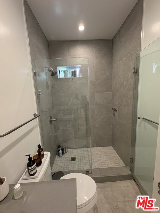 Building Photo - 816 N McCadden Pl