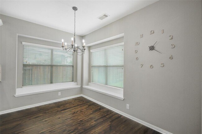 Building Photo - 7238 Thelfor Ct