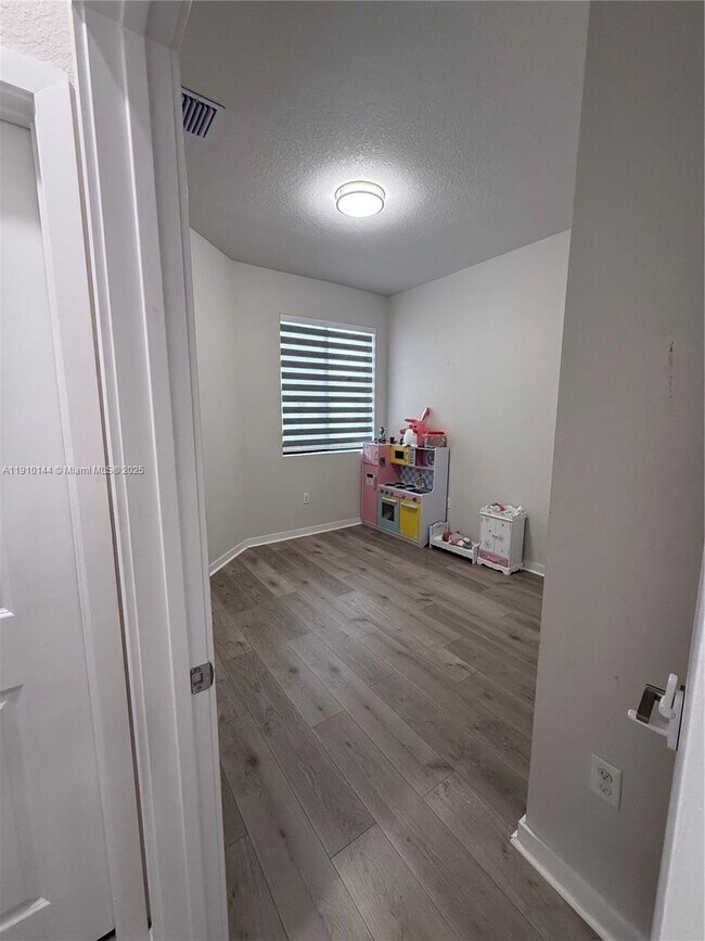 Building Photo - 10917 SW 232nd Terrace