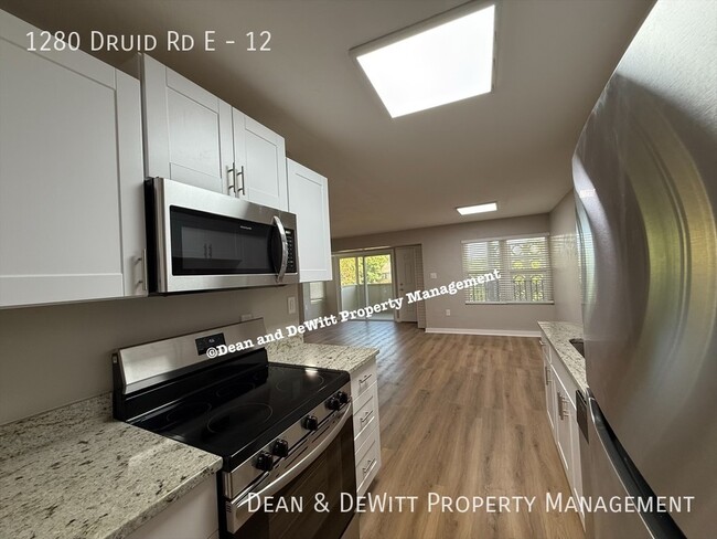 Building Photo - 1280 Druid Rd
