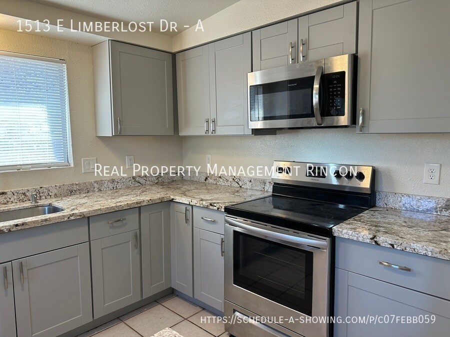 Building Photo - 1513 E Limberlost Dr
