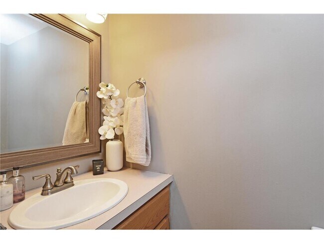 Building Photo - 2276 130th Ave NW