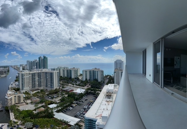 Building Photo - 4010 S Ocean Dr