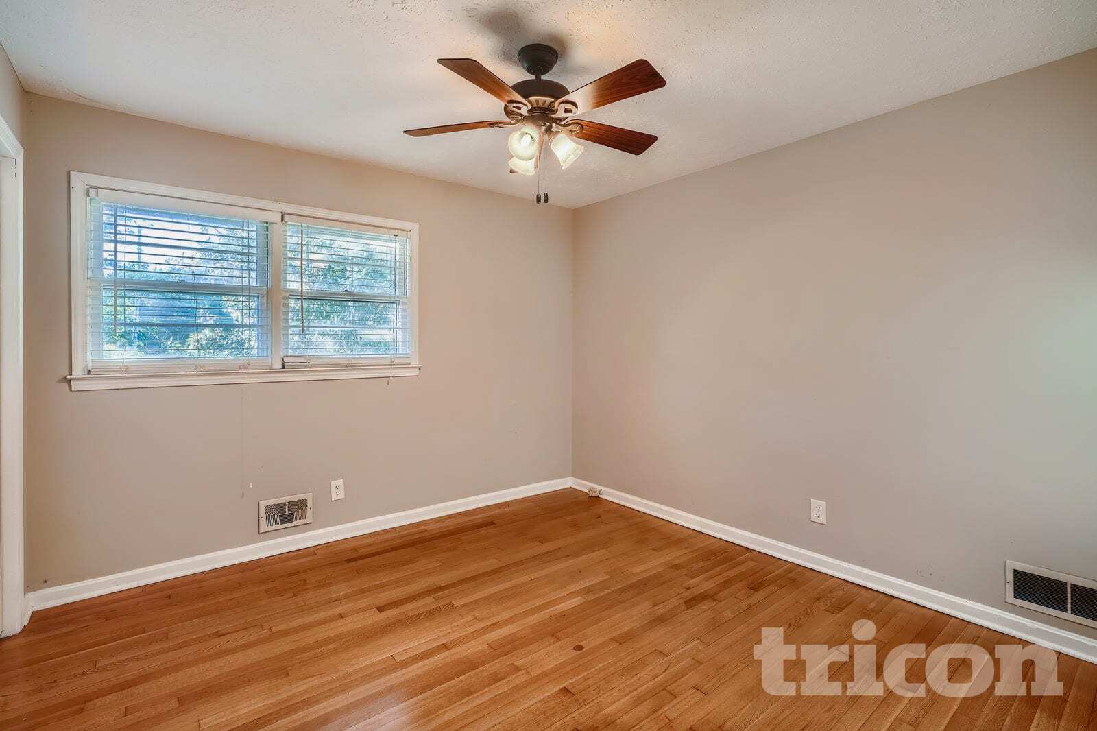 Building Photo - 2054 North Rd SW