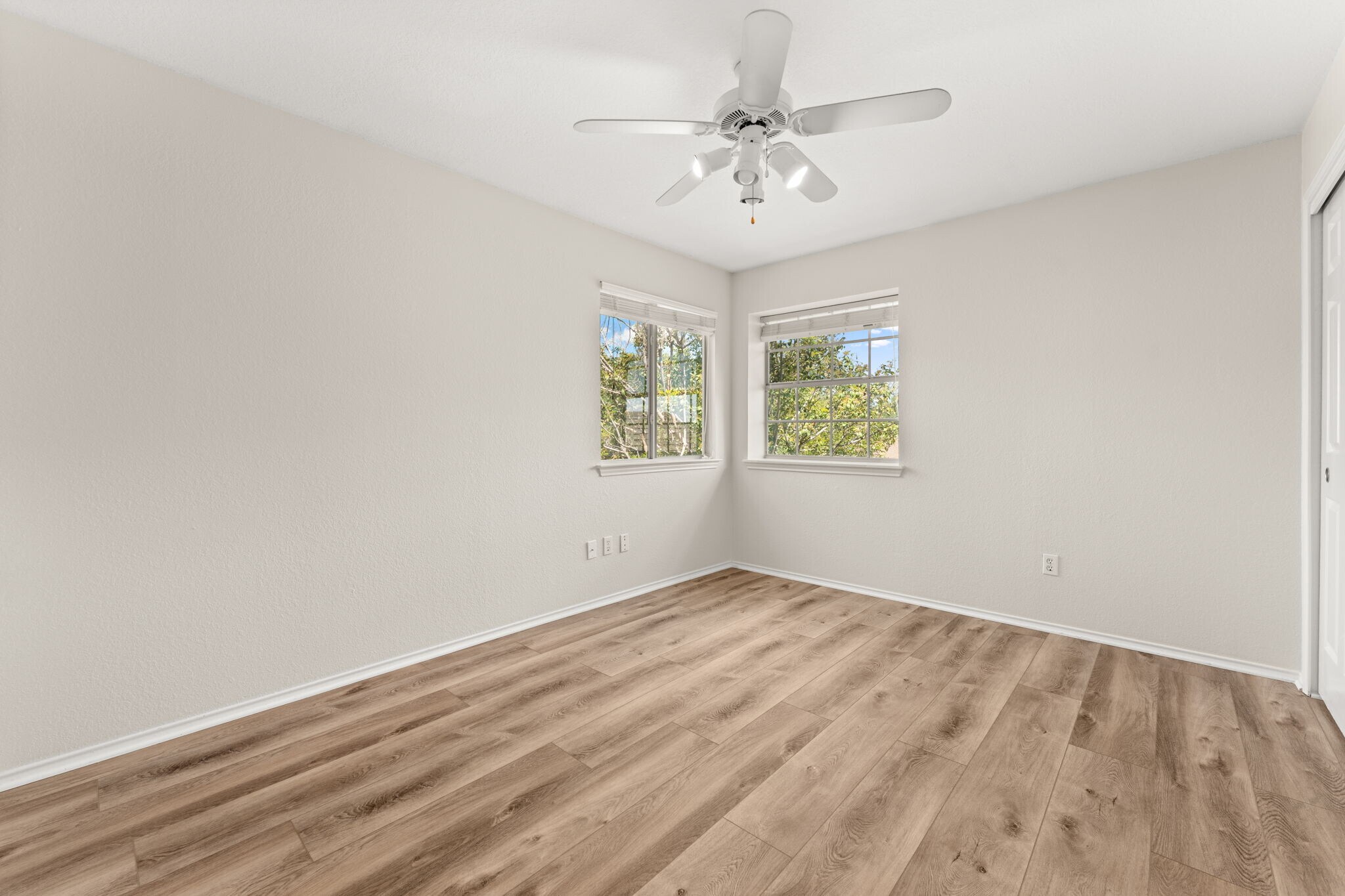 Building Photo - 1401 Wheatfall Ln