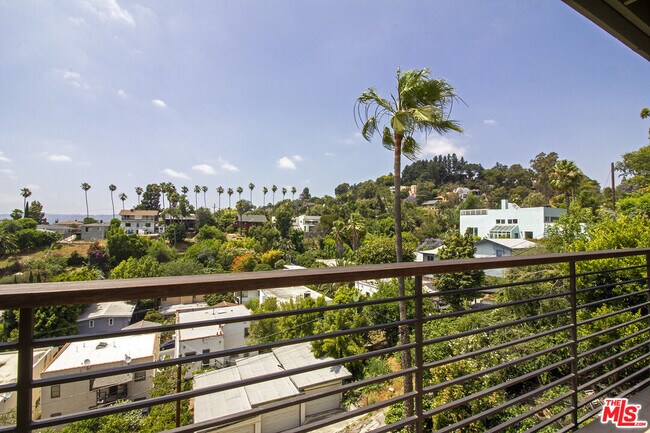 Building Photo - 1735 N Dillon St