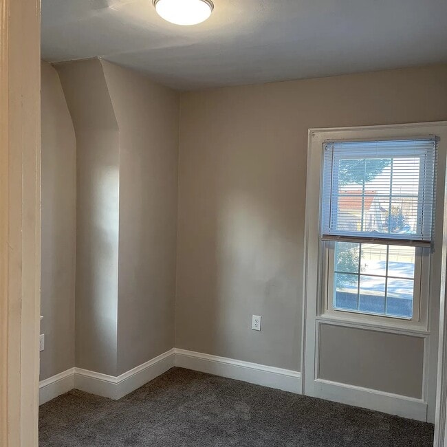 Building Photo - 10909 Park Heights Ave