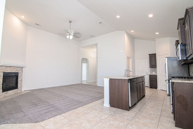 Building Photo - 2312 Sky View Rd