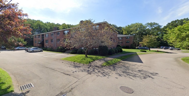 Building Photo - 250 Grove St