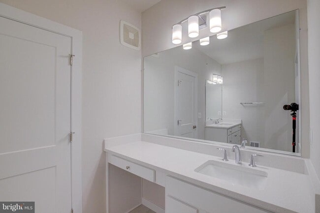 Building Photo - 14138 Gypsum Lp