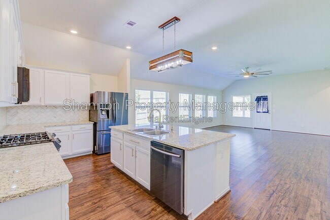 Building Photo - 9547 Summer River Dr