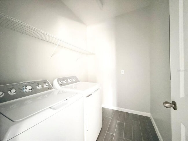 Building Photo - 15481 Bay Brg St