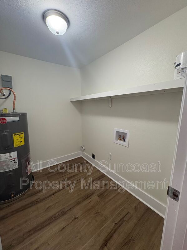 Building Photo - 265 Bowman St