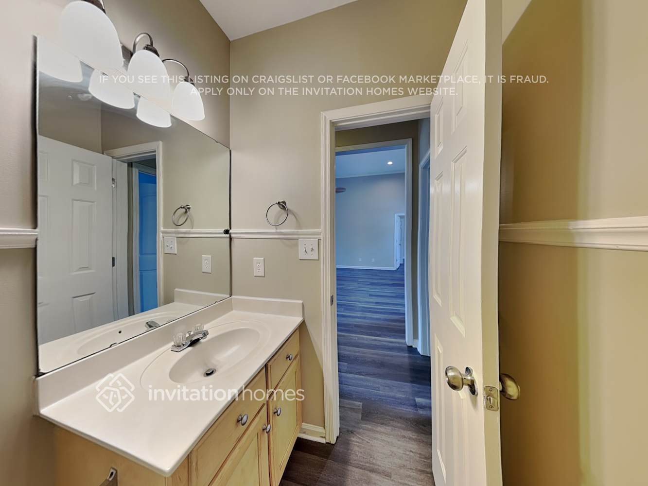 Building Photo - 15020 Woodstar Rd