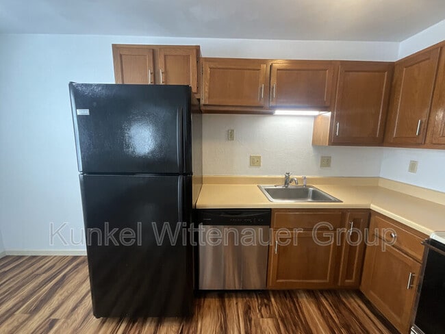 Building Photo - 262 Eagle Ridge