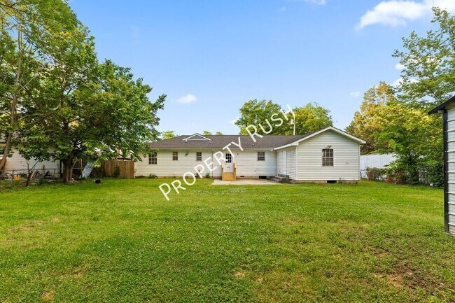 Building Photo - 3404 Frawley St