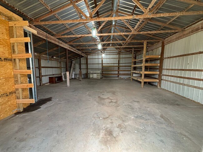 Building Photo - Large 3-Bedroom, 2-Bathroom Country Living...