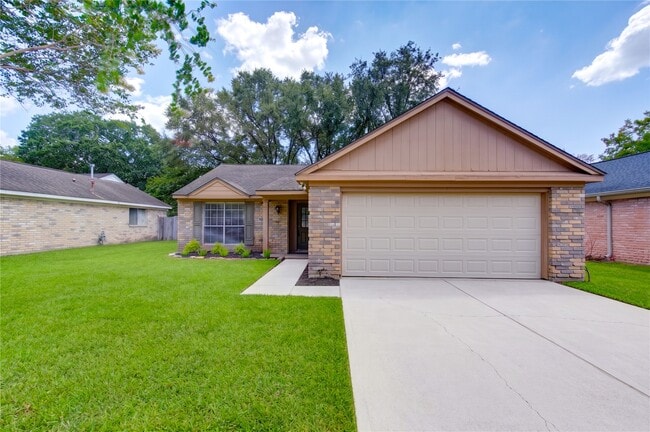 Building Photo - 21419 Park Orchard Dr
