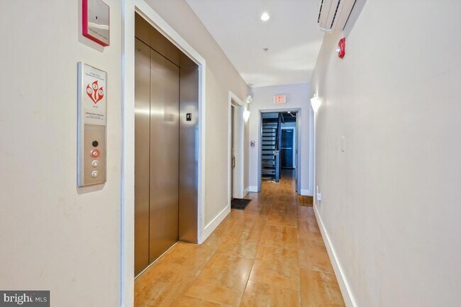 Building Photo - 440 Rhode Island Ave NW