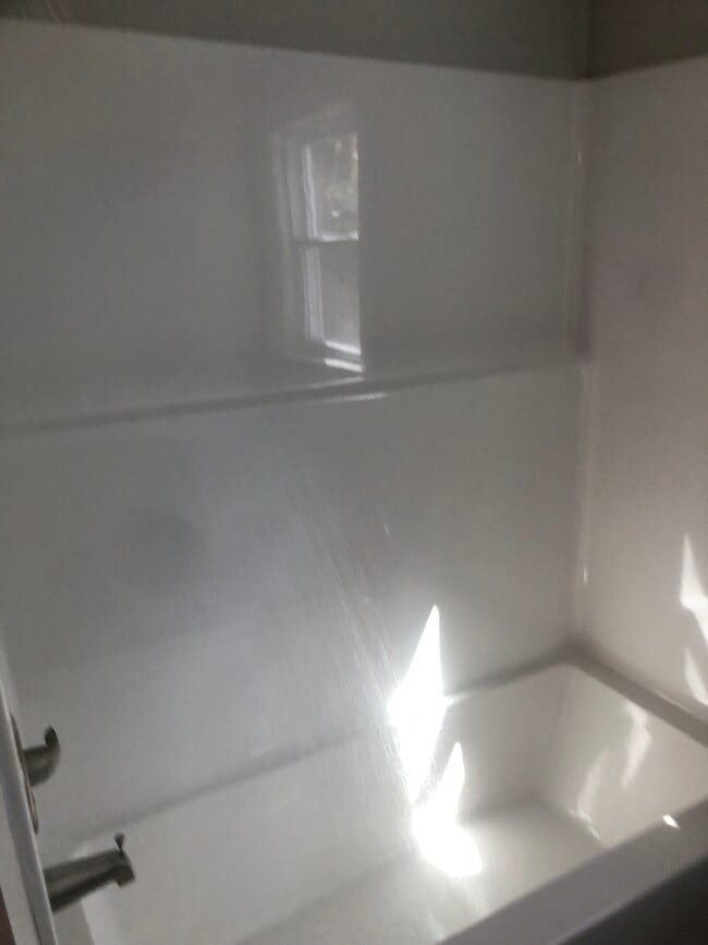 Building Photo - 1403 Kentucky Ave