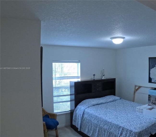 Building Photo - 30894 Water Lily Dr