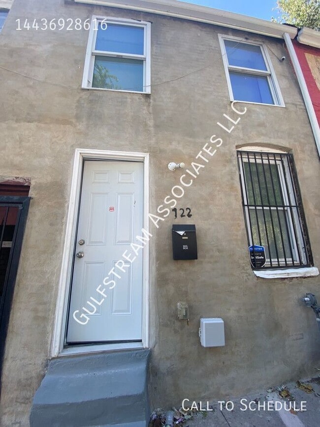 Primary Photo - 122 S Carlton St