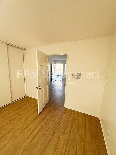 Building Photo - 6624 Sylmar Ave