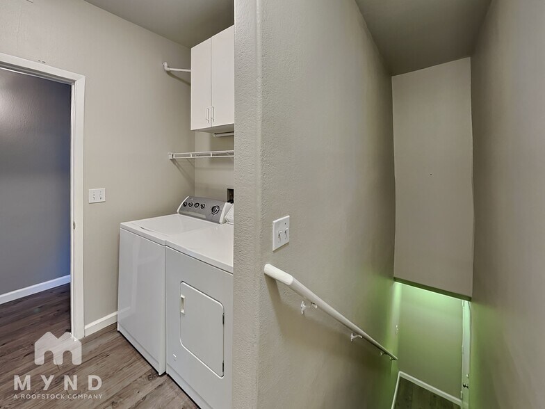 Building Photo - 7705 Constanso Ave