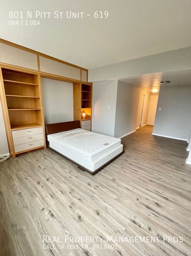 Building Photo - 801 N Pitt St