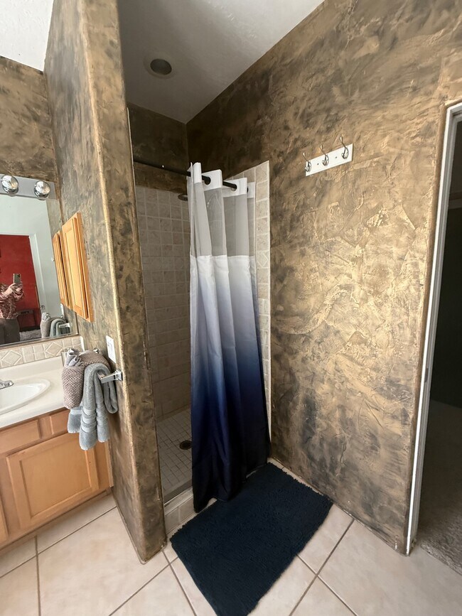 Building Photo - 6552 Cll Verde