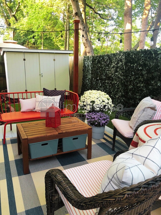 Building Photo - 820 Gem Ct