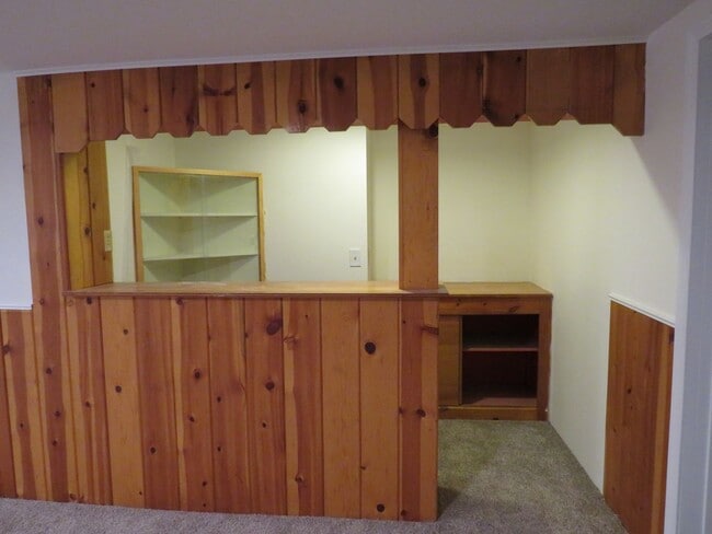Building Photo - 5 Bedroom, 3 Bathroom House Near Pioneer P...