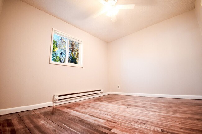 Building Photo - KIL-2121-2125