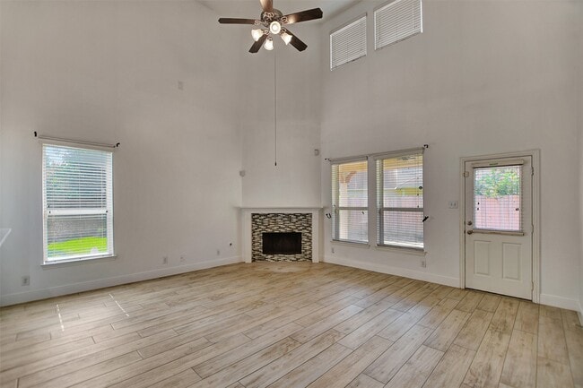 Building Photo - 20831 Brodie Ln