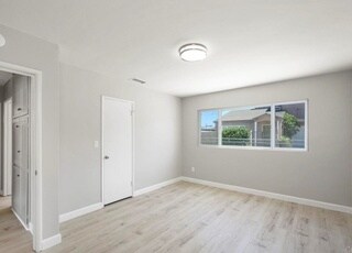 Building Photo - 6945 Saranac St