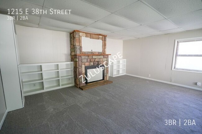 Building Photo - 1215 E 38th St