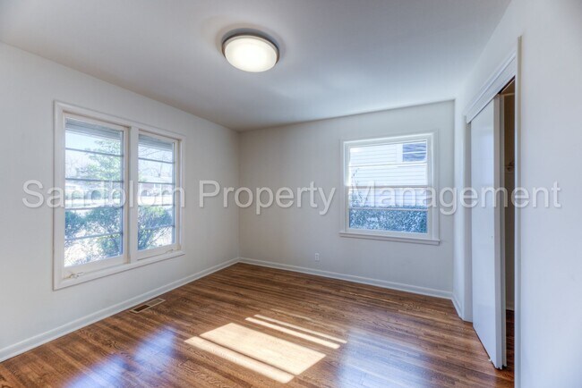 Building Photo - For Lease | Midtown Tulsa | Available Now!